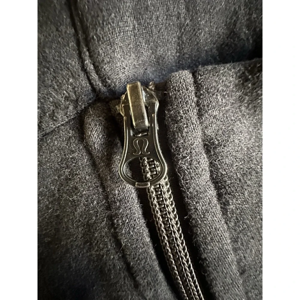 Lululemon Cozy Cuddle Up‎ Jacket Women's Size 6 Charcoal Gray